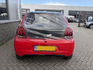 Peugeot 108 1.0 e-VTi GT-Line picture 39