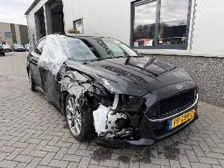 krockskadad bil auto Ford Mondeo 1.5 ST Line 2017/6