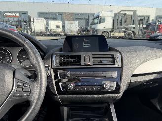 BMW 2-serie 230i Executive Cabrio picture 28