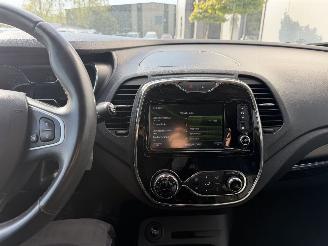 Renault Captur 0.9 TCe Dynamique picture 22