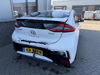 Hyundai Ioniq 1.6 GDI First Edition picture 6