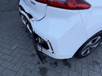 Hyundai Ioniq 1.6 GDI First Edition picture 14