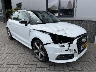 krockskadad bil auto Audi A1 1.0 TFSI Adrenalin SPORTBACK 2015/12