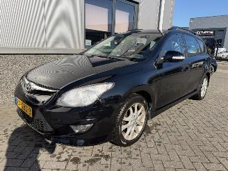 Hyundai I-30 1.4 i-Motion picture 10