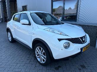 Unfallwagen Nissan Juke 1.6 Acenta Automaat 2014/2