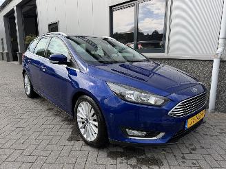 skadebil auto Ford Focus 1.0 Titanium 2016/6