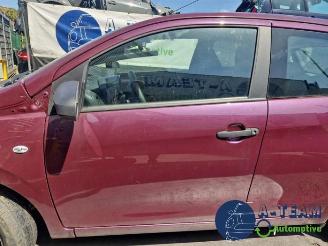 Peugeot 108 108, Hatchback, 2014 1.0 12V VVT-i picture 5