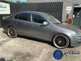 Volkswagen Jetta Jetta III (1K2), Sedan, 2005 / 2010 1.6 FSI 16V picture 12