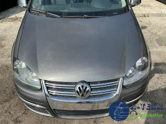 Volkswagen Jetta Jetta III (1K2), Sedan, 2005 / 2010 1.6 FSI 16V picture 6