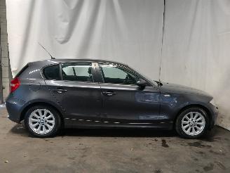 BMW 1-serie 1 serie (E87/87N) Hatchback 5-drs 116i 1.6 16V (N43-B16A) [90kW]  (09-=
2007/06-2011) picture 6