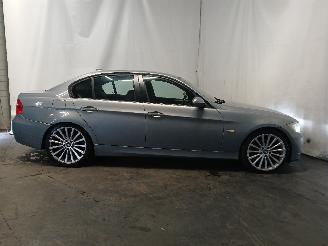 BMW 3-serie 3 serie (E90) Sedan 320i 16V (N46-B20C) [110kW]  (12-2004/08-2007) picture 7