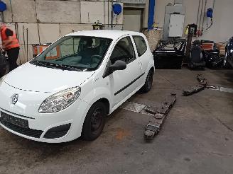 rozbiórka samochody osobowe Renault Twingo Twingo II (CN) Hatchback 3-drs 1.2 (D7F-800(Euro 4)) [43kW]  (03-2007/=
09-2014) 2009