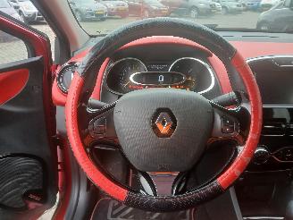 Renault Clio Clio IV (5R) Hatchback 5-drs 0.9 Energy TCE 90 12V (H4B-400(H4B-A4)) [=
66kW]  (11-2012/08-2021) picture 17