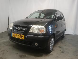 Damaged car Hyundai Atos Atos Hatchback 1.1 12V (G4HG) [46kW]  (01-1997/12-2008) 2005/10