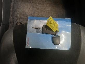 Toyota Rav-4 RAV4 (A2) Terreinwagen 1.8 16V VVT-i 4x2 (1ZZFE) [92kW]  (08-2000/11-2=
005) picture 19