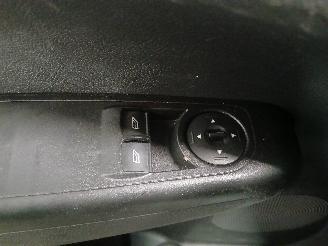 Ford Transit Transit Courier Van 1.5 EcoBlue (XXCB) [74kW]  (04-2018/12-2023) picture 12