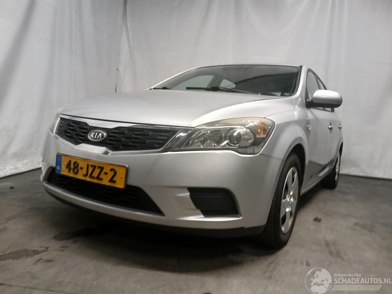 Kia Cee d Cee'd (EDB5) Hatchback 5-drs 1.4 CVVT 16V (G4FAI) [80kW]  (09-2009/12-=
2012)