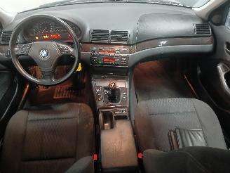 BMW 3-serie 3 serie (E46/4) Sedan 323i 24V (M52TU-B25(256S4)) [125kW]  (03-1998/09=
-2000) picture 11