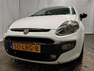 uszkodzony samochody osobowe Fiat Punto Grande Punto (199) Hatchback 1.3 JTD Multijet 16V VGT (199.B.4000(Euro=
 5)) [62kW]  (04-2010/...) 2011/3