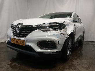 Damaged car Renault Kadjar Kadjar (RFEH) SUV 1.3 TCE 140 FAP 16V (H5H-490(H5H-E4)) [103kW]  (08-2=
018/...) 2021/2