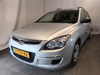 Avarii autoturisme Hyundai I-30 i30 Crosswagon (WWH) Combi 1.4 CVVT 16V (G4FA) [80kW]  (11-2009/06-201=
2) 2010/2