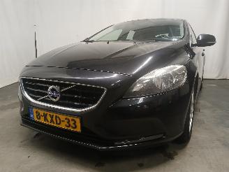 Unfallwagen Volvo V-40 V40 (MV) Hatchback 5-drs 1.6 D2 (D4162T) [84kW]  (03-2012/12-2016) 2013/8