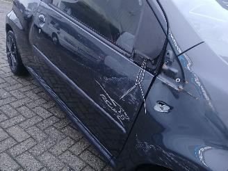 Peugeot 107 107 Hatchback 1.0 12V (384F(1KR)) [50kW]  (06-2005/05-2014) picture 23