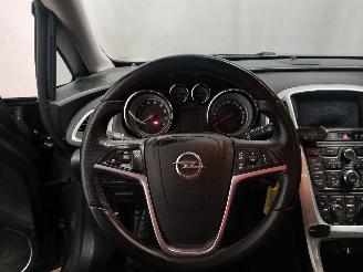 Opel Astra Astra J Sports Tourer (PD8/PE8/PF8) Combi 1.4 Turbo 16V (A14NET(Euro 5=
)) [103kW]  (10-2010/10-2015) picture 19