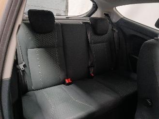 Ford Fiesta Fiesta 6 (JA8) Hatchback 1.6 TDCi 95 (T3JA(Euro 5)) [70kW]  (02-2010/1=
2-2015) picture 10