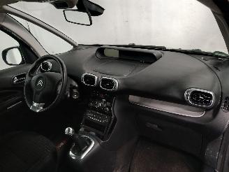 Citroën C3 C3 Picasso (SH) MPV 1.6 16V VTI 120 (EP6(5FW)) [88kW]  (02-2009/10-201=
7) picture 9