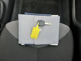 Peugeot 107 107 Hatchback 1.0 12V (384F(1KR)) [50kW]  (06-2005/05-2014) picture 24