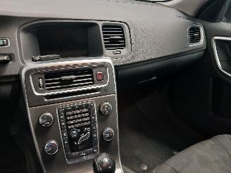 Volvo V-60 V60 I (FW/GW) Combi 1.6 T3 16V (B4164T3(Euro 5)) [110kW]  (09-2010/12-=
2015) picture 17