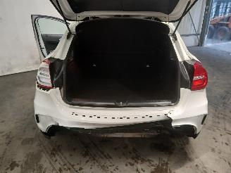 Mercedes GLA GLA (156.9) SUV 1.6 180 16V (M270.910) [115kW]  (12-2013/12-2019) picture 26