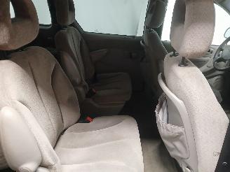 Chrysler Voyager Voyager/Grand Voyager (RG/RS) MPV 3.3 V6 (EGA) [128kW]  (02-2000/12-20=
08) picture 11