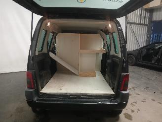 Citroën Berlingo Berlingo Cinqspace, Multispace MPV 1.6 16V (TU5JP4(NFU)) [80kW]  (10-2=
000/12-2011) picture 11