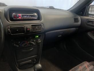 Toyota Corolla Corolla (E11) Hatchback 1.6 16V (4AFE) [81kW]  (05-1997/02-2000) picture 15