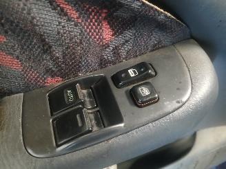 Toyota Corolla Corolla (E11) Hatchback 1.6 16V (4AFE) [81kW]  (05-1997/02-2000) picture 12