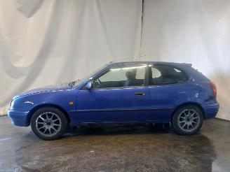 Toyota Corolla Corolla (E11) Hatchback 1.6 16V (4AFE) [81kW]  (05-1997/02-2000) picture 4