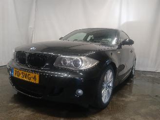 krockskadad bil auto BMW 1-serie 1 serie (E81) Hatchback 3-drs 116i 1.6 16V (N43-B16A) [90kW]  (03-2007=
/12-2011) 2008/1