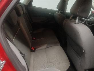 Ford Focus Focus 3 Hatchback 1.0 Ti-VCT EcoBoost 12V 100 (M2DA(Euro 5)) [74kW]  (=
02-2012/05-2018) picture 10