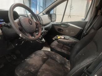 Renault Trafic Trafic (1FL/2FL/3FL/4FL) Van 1.6 dCi 125 Twin Turbo (R9M-452(R9M-D4)) =
[92kW]  (07-2015/...) picture 11