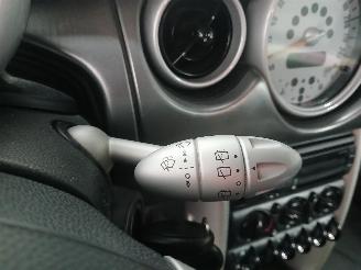 Mini Mini Mini (R50/53) Hatchback 1.6 16V Cooper (W10-B16A) [85kW]  (06-2001/09-=
2006) picture 9