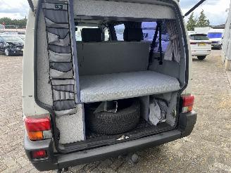 Volkswagen Transporter Transporter T4 Ch.Cab/Pick-up 2.4 D (AAB) [57kW]  (09-1990/04-1998) picture 17