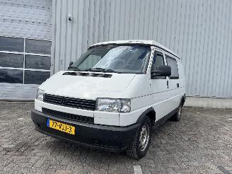 Damaged car Volkswagen Transporter Transporter T4 Ch.Cab/Pick-up 2.4 D (AAB) [57kW]  (09-1990/04-1998) 1994/7