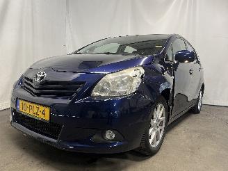 Voiture accidenté Toyota Verso Verso MPV 1.6 16V VVT-i (1ZRFAE) [97kW]  (04-2009/08-2018) 2011/3