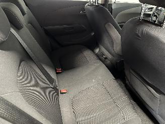 Chevrolet Aveo Aveo (300) Hatchback 1.4 16V (LDD) [74kW]  (03-2011/12-2015) picture 10