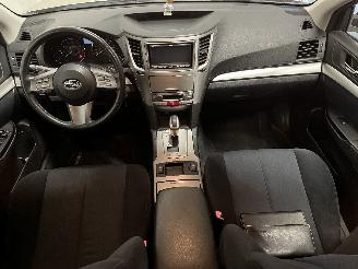 Subaru Legacy Legacy Wagon (BR) Combi 2.5 16V (EJ253) [123kW]  (09-2009/12-2014) picture 10