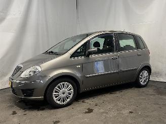 Lancia Musa Musa MPV 1.4 16V (843.A.1000) [70kW]  (10-2004/09-2012) picture 3