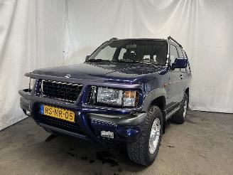 krockskadad bil auto Opel Monterey Monterey (A) Terreinwagen 3.2 V6 24V (6VD1) [130kW]  (08-1991/03-1994)= 1993/12