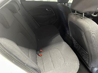 Kia Rio Rio III (UB) Hatchback 1.2 CVVT 16V (G4LA5) [63kW]  (09-2011/12-2017) picture 12